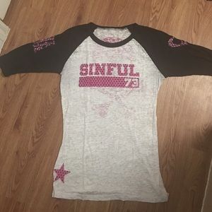 Sinful Skull & Crossbones 3/4 sleeve raglan tee